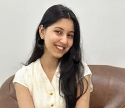 Sayali Kulkarni MBA KARO